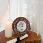 Vintage Mini 3x3 Round Picture Frame - Bronze Gold