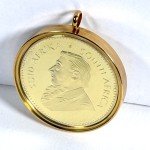 Krugerrand Pendant with Double-Sided Glass Bezel