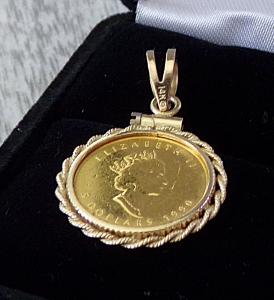 1990 Canadian Maple Leaf 1/10 Oz Gold Pendant