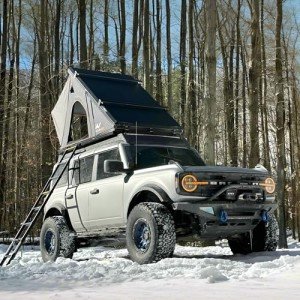 Naturnest Hard Shell Rooftop Tent for Camping