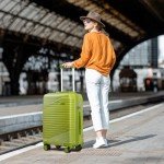 Light Green 4-Piece Expandable Luggage Set