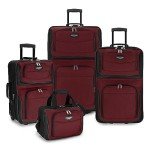 Red Expandable Rolling Luggage Set - 4 Pieces