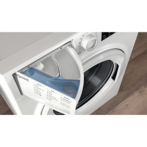White Hotpoint 7kg Freestanding Washing Machine