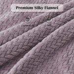 Light Purple Soft Throw Blanket for All Seasons