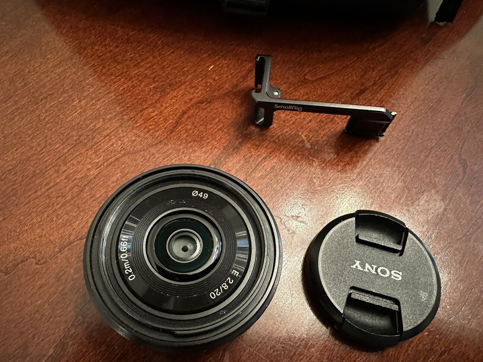 Sony E-Mount 20mm F2.8 Lens Bundle