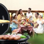 Portable 1600W Electric BBQ Grill with Adjustable Heat