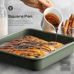 8-Piece Nonstick Bakeware Set in Green