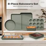 8-Piece Nonstick Bakeware Set in Green