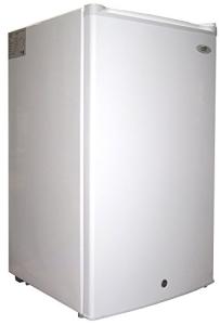 SPT 3.0 cu.ft. White Upright Freezer