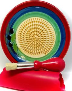 BonCera, All-in-one Premium Ceramic Garlic Grater Plate 4-Piece Set - Multicolor Olive Design - For Garlic, Ginger, Chocolate, and more! - Comes with 5.25" Plate, Peeler, Brush, and Stand