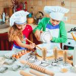 9 Pcs Gnocchi Pasta Making Tools kit - Gnocchi Board, Pasta Cutter, Ravioli Stamp, Wood Threaded Pasta Roller Pin Set, Noodle and Dumplings Maker, Homemade Kitchen Gift for Pasta Lovers