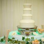 Merckens White Chocolate Melting Wafers 1 Pound