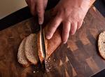 Humbee 8-Inch Serrated Bread Knife - Sharp & Durable