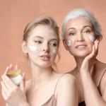 2 oz Clear Glass Jars with Woodgrain Lids - 6 Pack