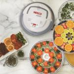 Nesco Snackmaster Pro Food Dehydrator with 4 Trays
