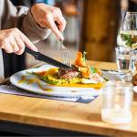 dearithe Steak Knives Set of 12,Serrated Black Serrated Stainless Steel Sharp Blade Steak Knife Set, 4.5 Inches, For Restaurant Tableware Kitchen Camping