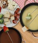 Swissmar 11-Piece Cast Aluminum Fondue Set