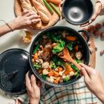 Granite Ware 9.5 Qt Dutch Oven with Lid