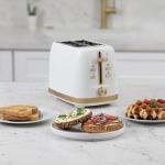 West Bend 2-Slice Toaster with 7 Browning Levels