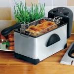 MegaChef Electric Deep Fryer with Timer and Control