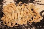 OVENTE Manual Pasta Maker with 7 Thickness Settings