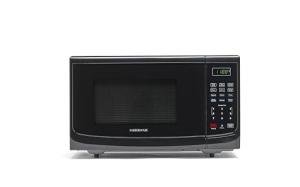 Farberware 0.9 Cu. Ft. Countertop Microwave Oven – 900 Watts Power, Auto Cook Settings, Defrost, Easy Clean and Child Safety Lock - Black