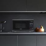 Farberware 0.9 Cu. Ft. Countertop Microwave Oven – 900 Watts Power, Auto Cook Settings, Defrost, Easy Clean and Child Safety Lock - Black