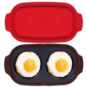 Microwave Egg Cooker, Portable Poacher/Fryer Egg, Egg Cooker for Breakfast Sandwiches Maker for 2 Eggs, for Kitchen, Travel, Gifts Dishwasher-Safe (red)