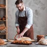 NANYI Sourdough for Even Slicing – Bow Bread Knife with Wooden Handle, Bread Cutter for Homemade Sourdough Loaves, Precision Bread Saw for Artisan and Homemade Bread (right hand)