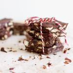 KIDU Chocolate Melting Wafers Bulk Bag Perfect For Dipping, Deserts, Baking And More (2 Pound, Dark)