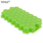 Honeycomb Ice Cube Tray with Lid - 37 Compartments