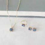 Elegant Women's Jewelry Cube Set for Any Occasion