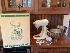 5 Quart KitchenAid Artisan Tilt-Head Stand Mixer