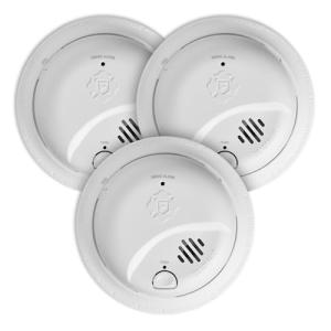 First Alert Smoke Alarm, Interconnect Hardwire Detector with Battery Backup, SMI100-AC, 3-Pack