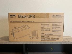APC 600VA Battery Backup and Surge Protector
