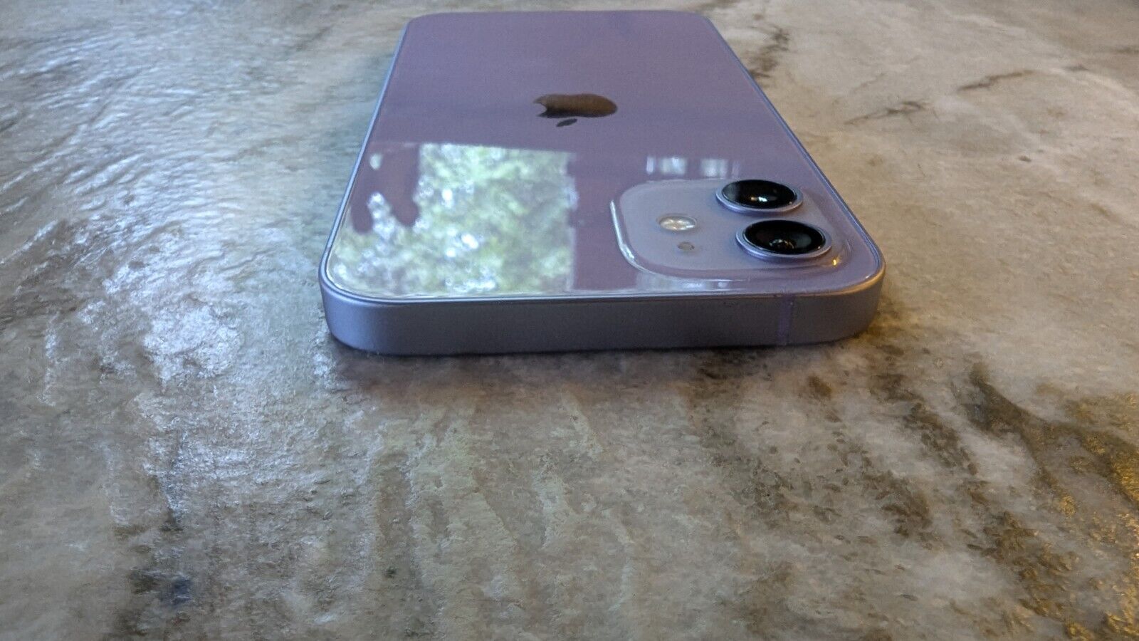 Apple iPhone 12 64GB 5G LTE - Purple