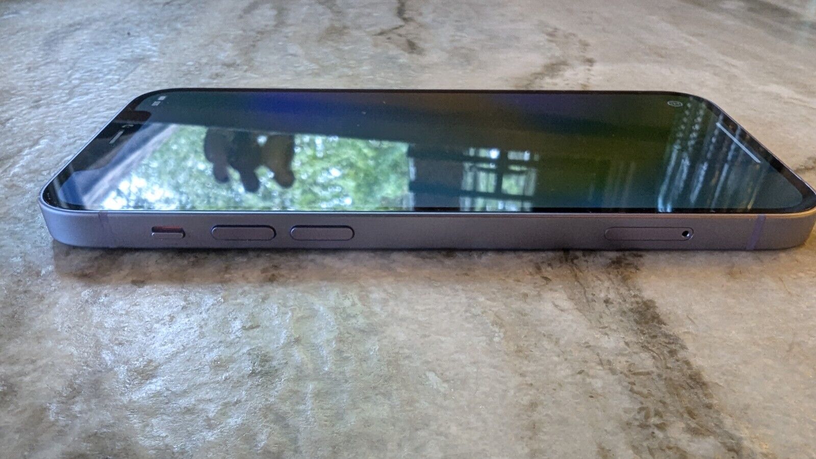 Apple iPhone 12 64GB 5G LTE - Purple