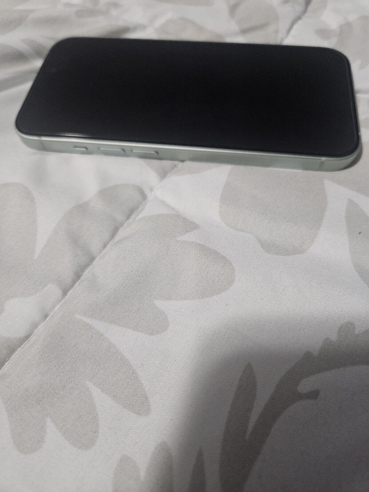 Unlocked Green iPhone 15 - 128GB Storage