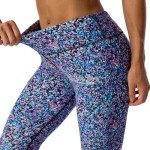 Kenntrice Glitter Printed Capri Yoga Pants with Pockets