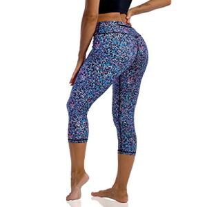 Kenntrice Glitter Printed Capri Yoga Pants with Pockets