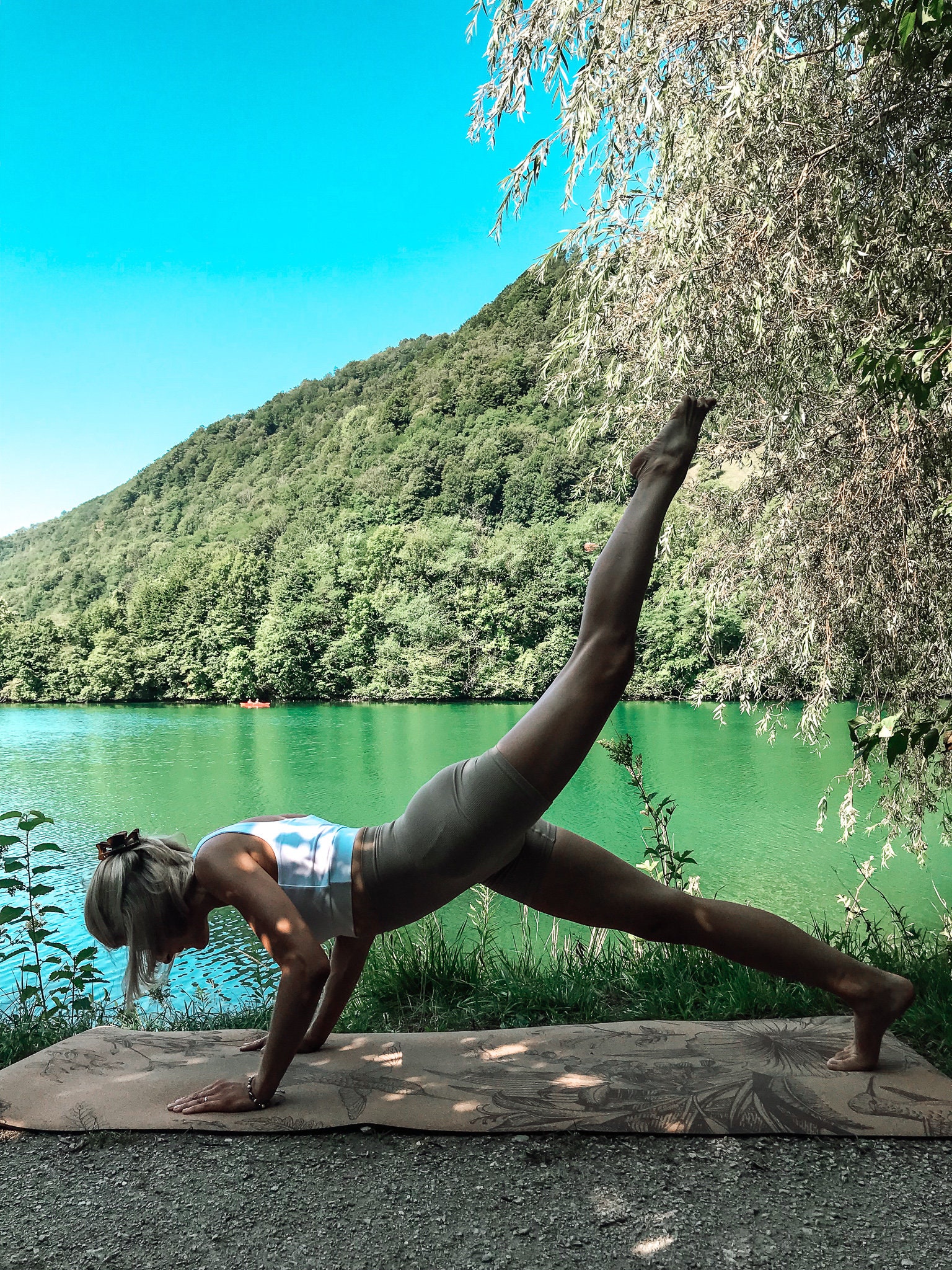 Eco-friendly Cork Yoga Mat - Niume