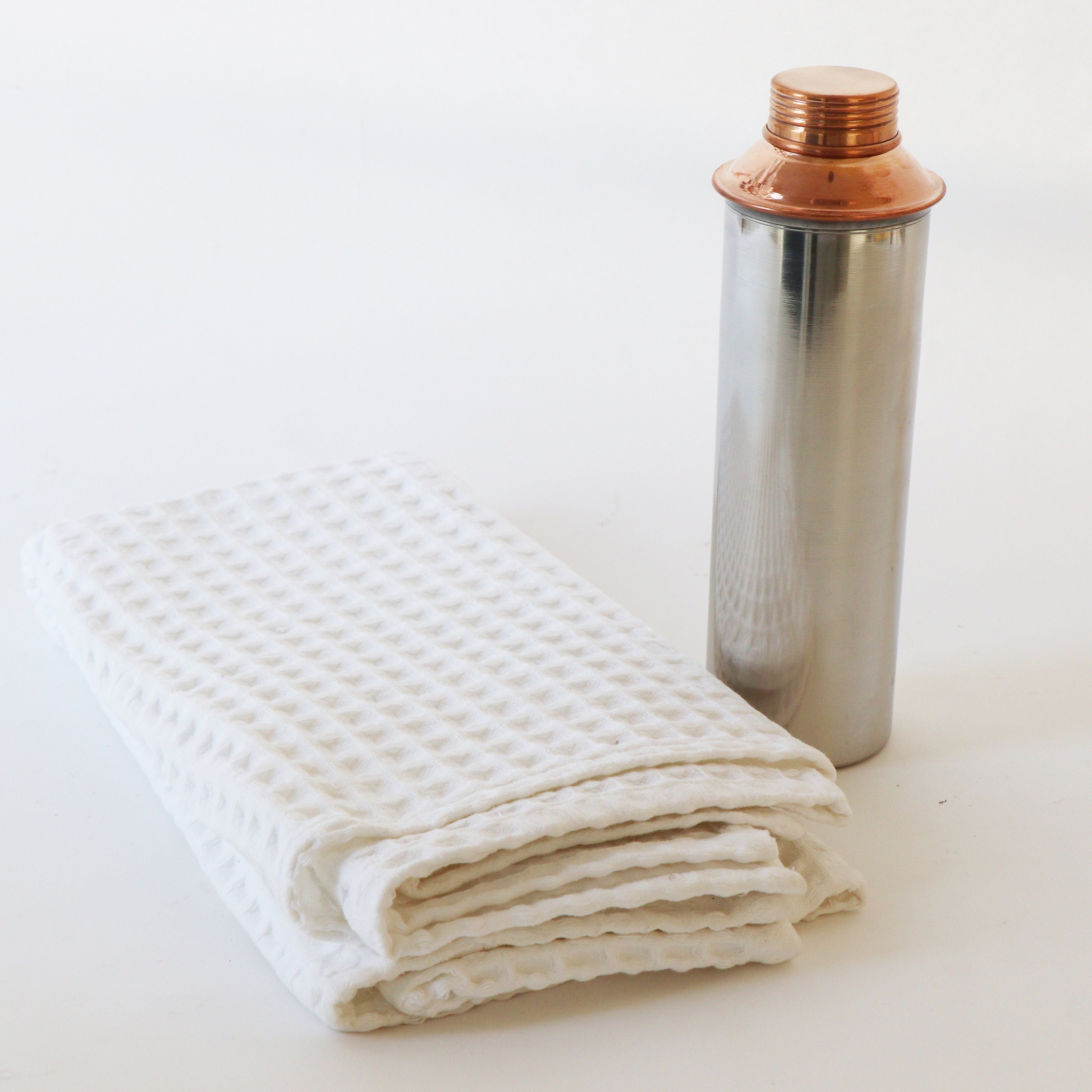 Copper Magnetic Water Bottle - Health Wellness Yoga