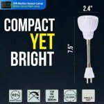 MaxFagell LED Motion-Activated Sensor Dusk to Dawn PIR Night Light Plug-in Wall AC Outlet Directional Flexible Indoor Stair Closet Cabinet Garage Basement 5W 3000K
