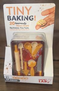 Tiny Baking Set with 20 Tasty Recipes