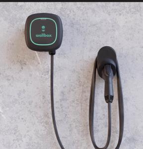 Wallbox Pulsar Plus 48A Electric Car Charger