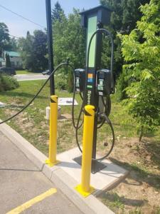 LYNX-48PW Dual EV Chargers with Wire Management