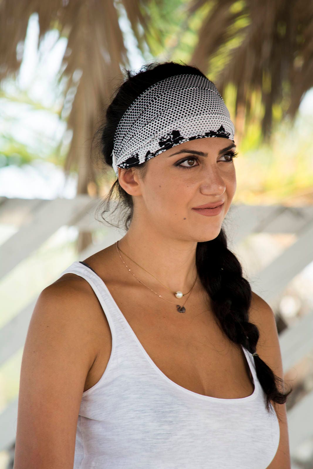 White and Black No Slip Fashion Turban Headband