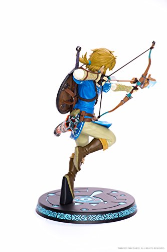 Legend of Zelda: Breath of The Wild Link Figurine