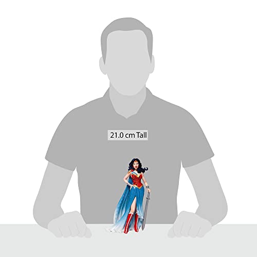 Enesco DC Comics Wonder Woman Figurine, Multicolour, 8.27