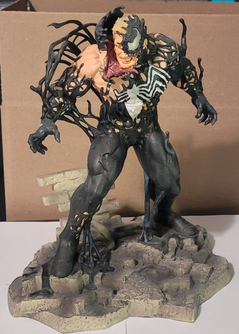 Marvel VENOM Diamond Select 10" PVC Figure Statue